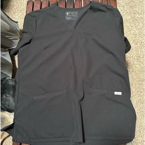 Figs scrubs… barely worn. Tops are xl and bottoms are xl tall washed.. like new